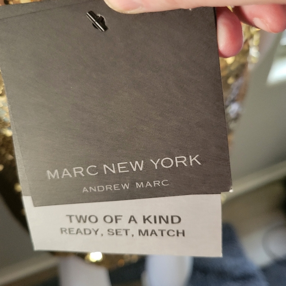 Marc Jacob's Gold Sequin Skirt-NEW YEARS EVE PERFECTION - Picture 7 of 8